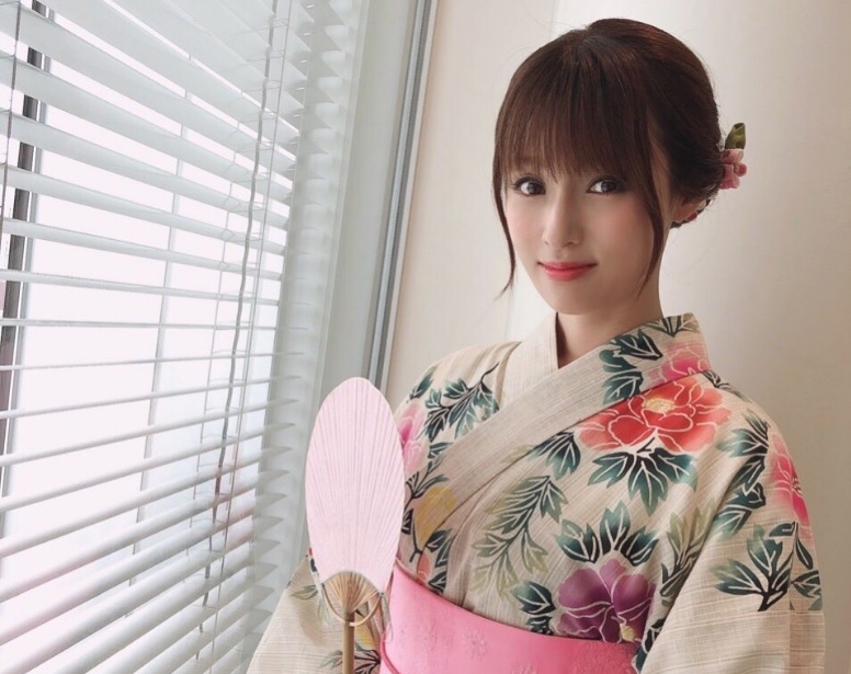 鼻を整形した深田恭子の画像