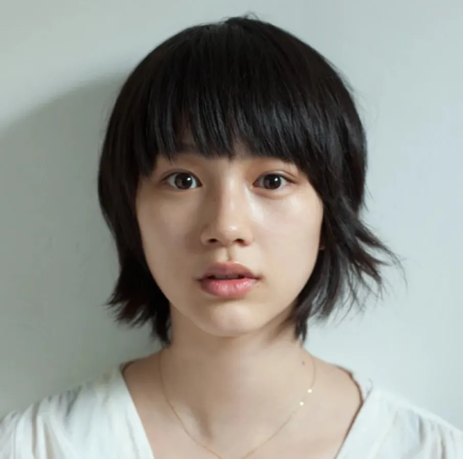 透明感がある肌の能年玲奈(のん)