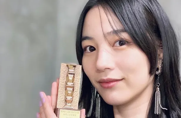 丸い鼻先の能年玲奈（のん）