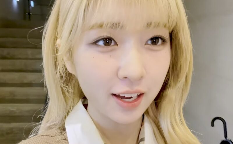 金髪のLIMELIGHTみゆの画像