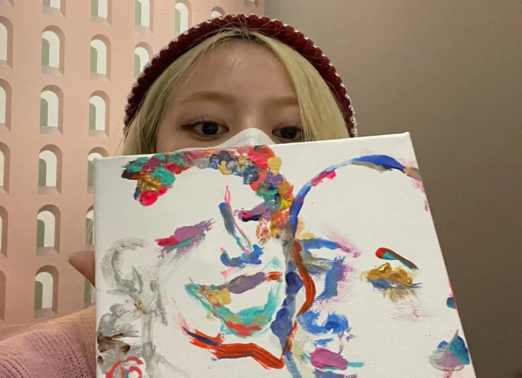 自作のイラストを紹介するXGヒナタ