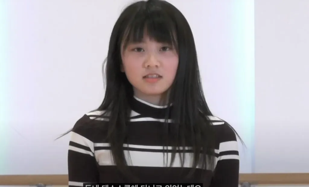 レッスンに参加するXGヒナタ