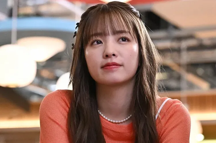 ドラマ「西園寺さんは家事をしない」に出演中の横田真悠