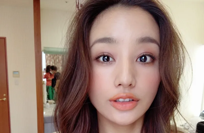 目鼻立ちの整った高橋メアリージュン