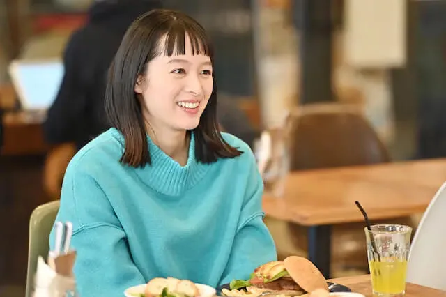 女優の清野菜名