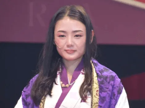 舞台役者としても活躍する片山萌美