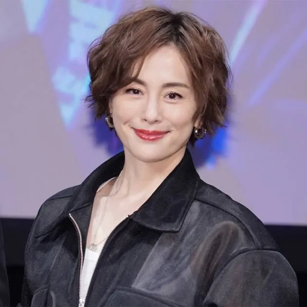 満面の笑みを浮かべる米倉涼子