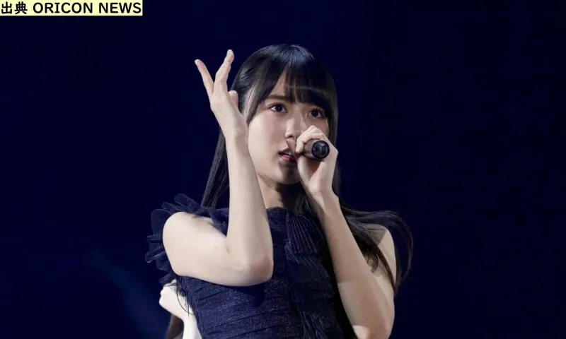 乃木坂46のライブで歌唱する賀喜遥香（出典：ORICON NEWS）