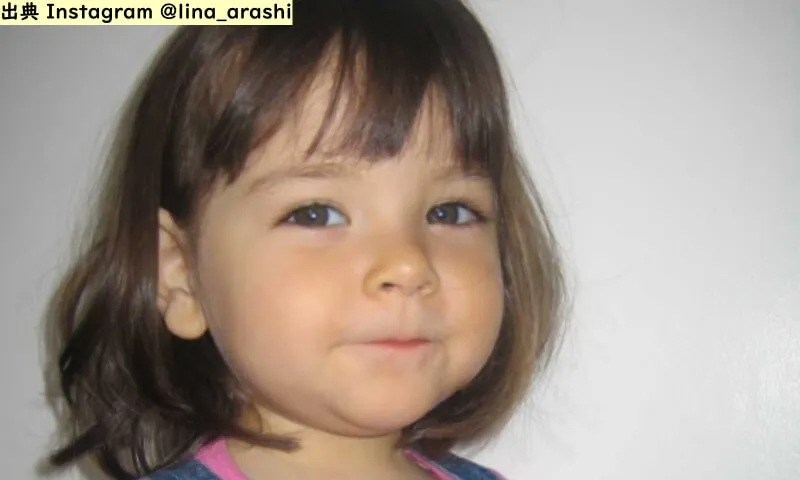 幼少期の嵐莉菜(出典:Instagram)