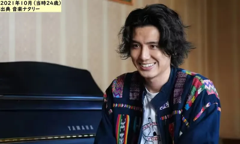 世界で活躍する藤井風の画像 出典:音楽ナタリー