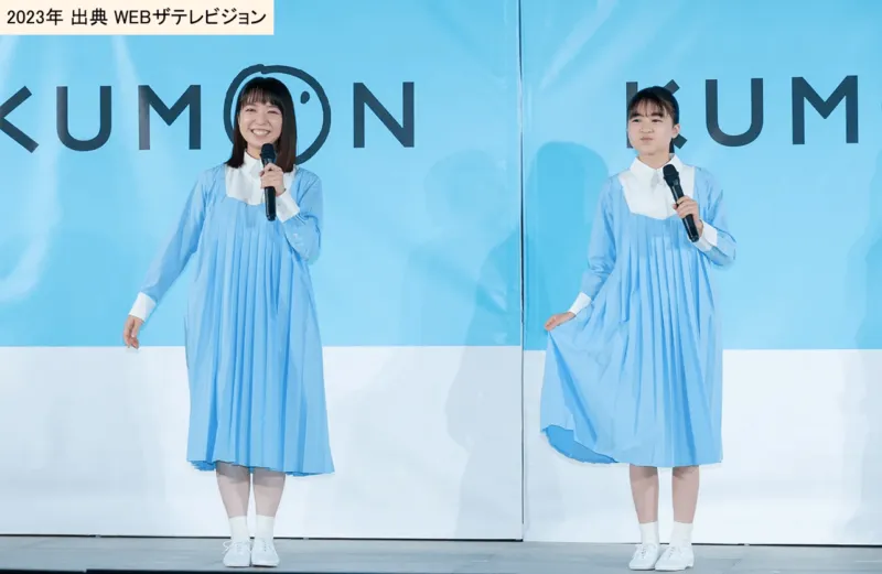 『KUMON』新CM発表会に登壇した上白石萌音　左（出典：WEBザテレビジョン）